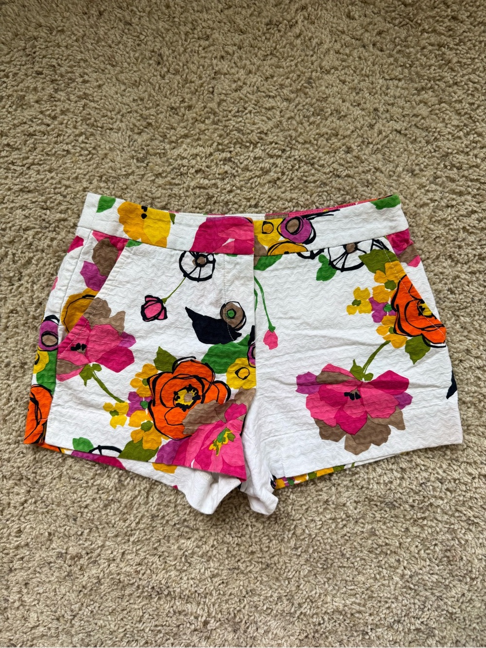 Trina Turk shorts floral seersucker eclectic artsy resort vibrant colorful 0/25